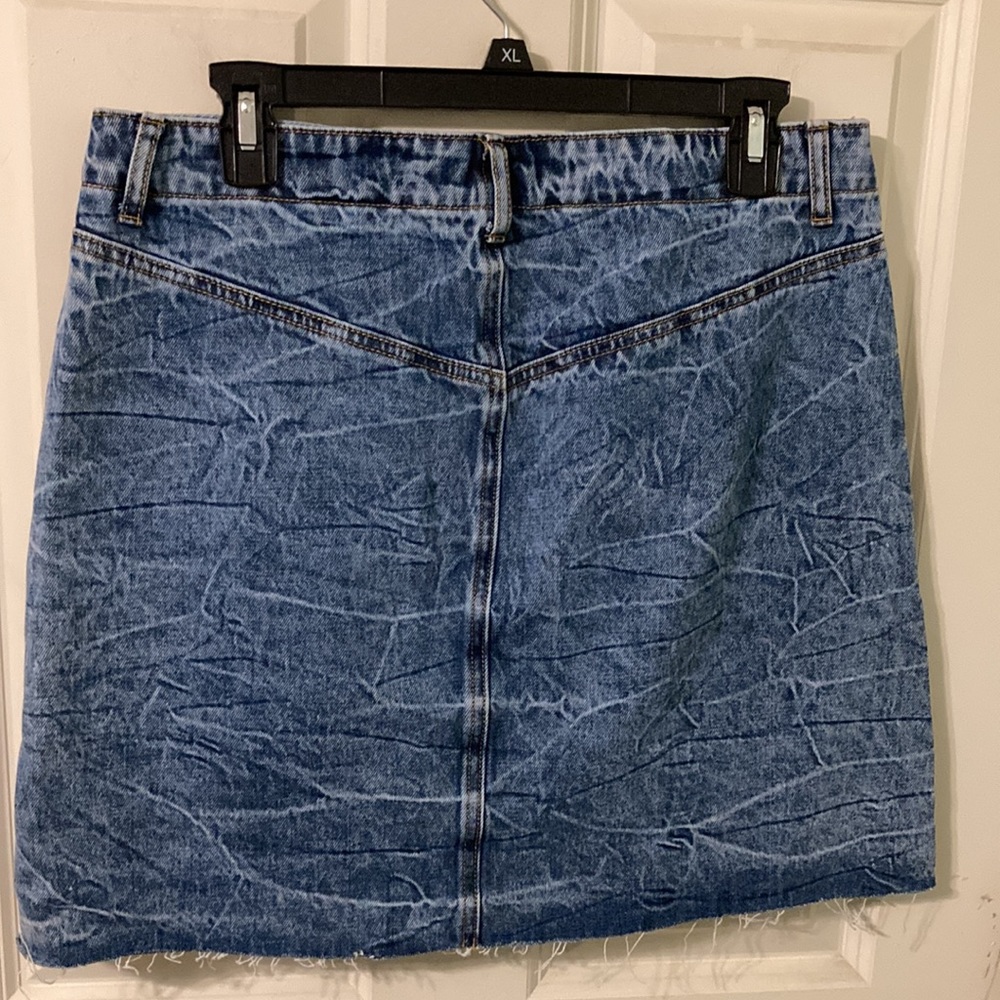 Forever 21 LA Denim Jean Distressed Mini Skirt Size 31 XL Vintage Acid Wash Look - Picture 3 of 10